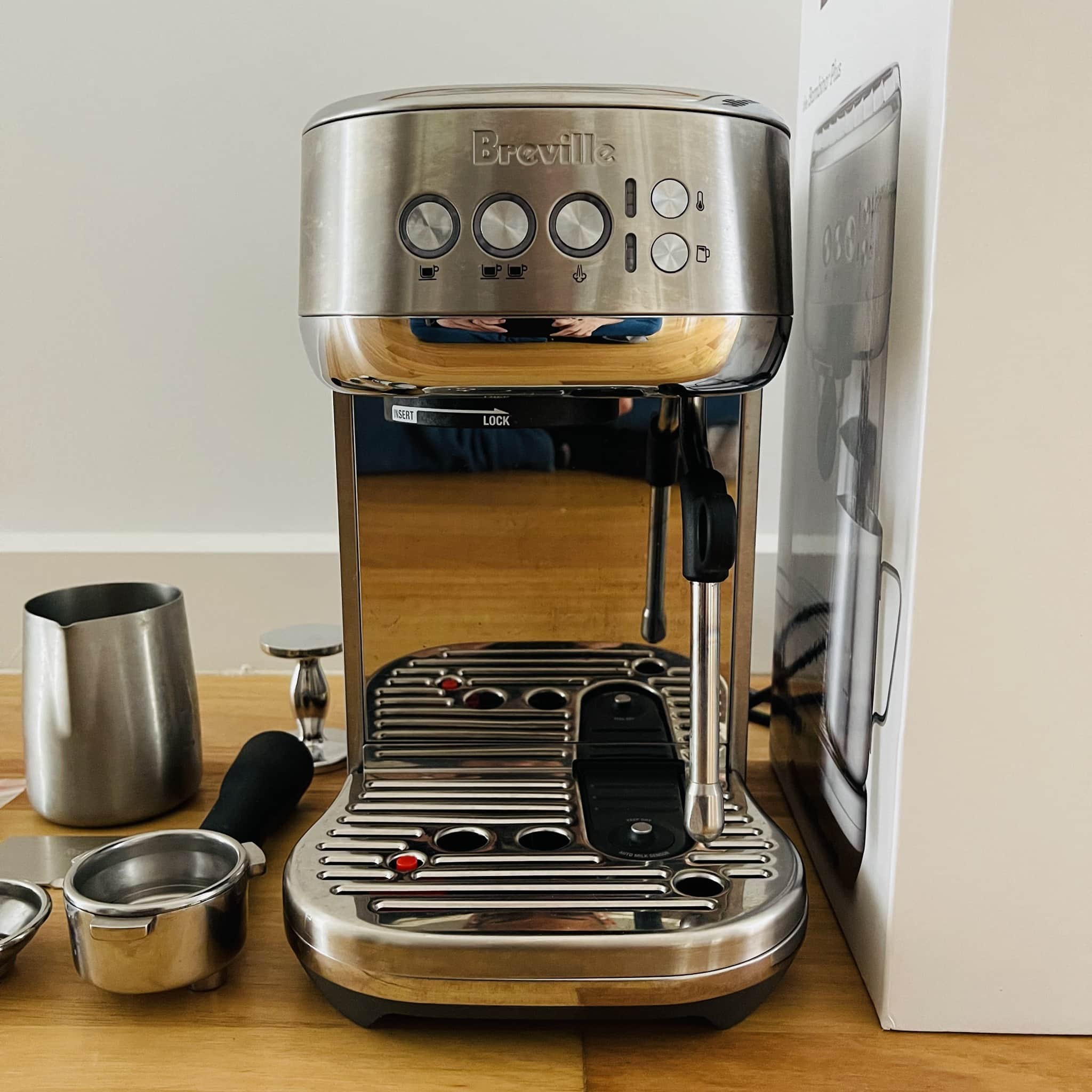 Breville Bambino has a simple set of buttons