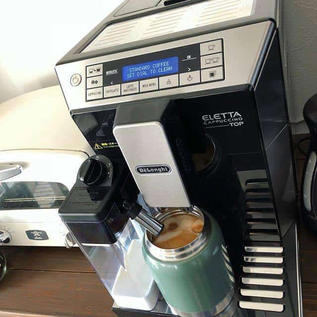 Delonghi Eletta: Milk Frother