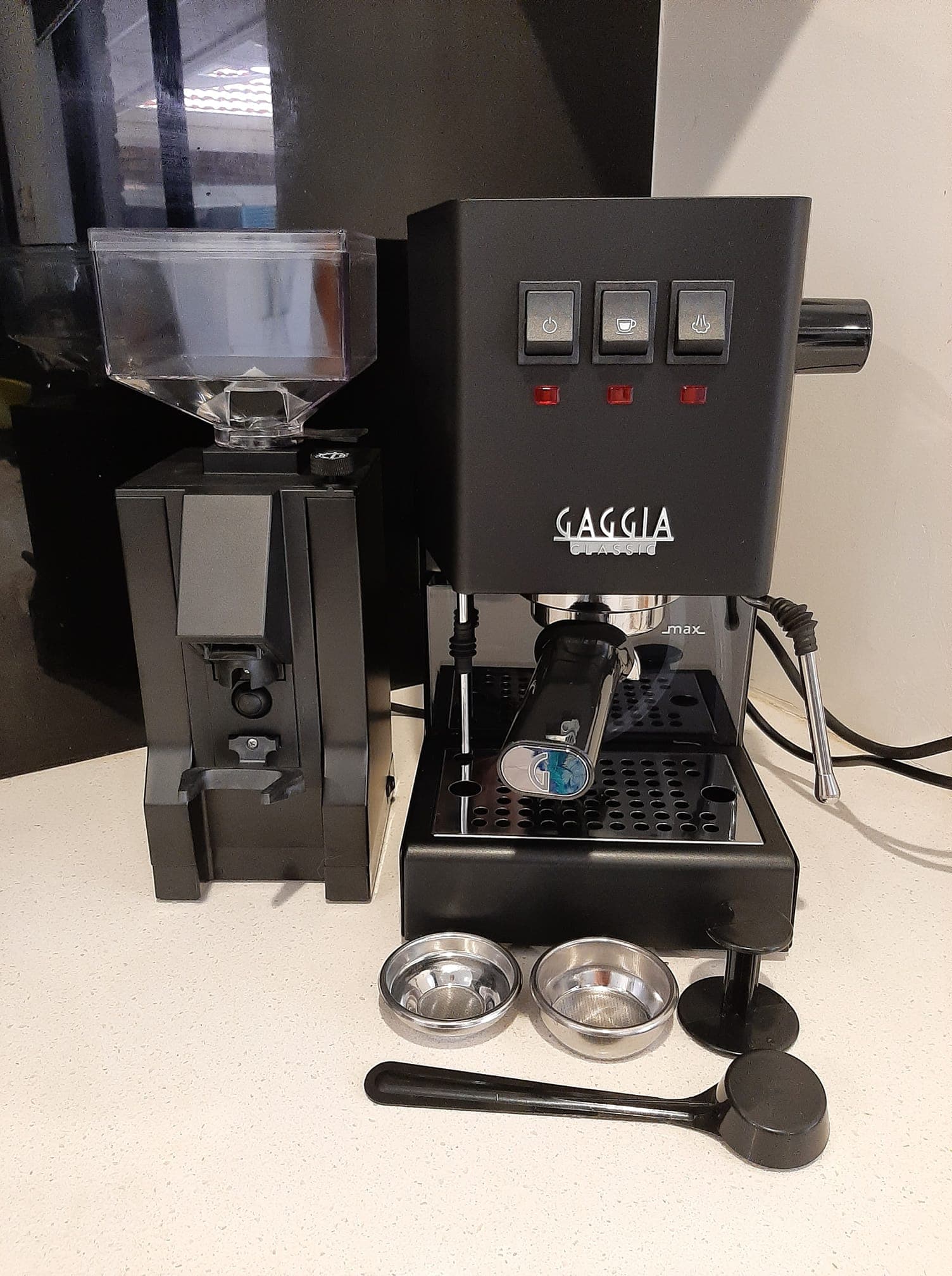 Gaggia Classic Pro extract rich coffee flavor