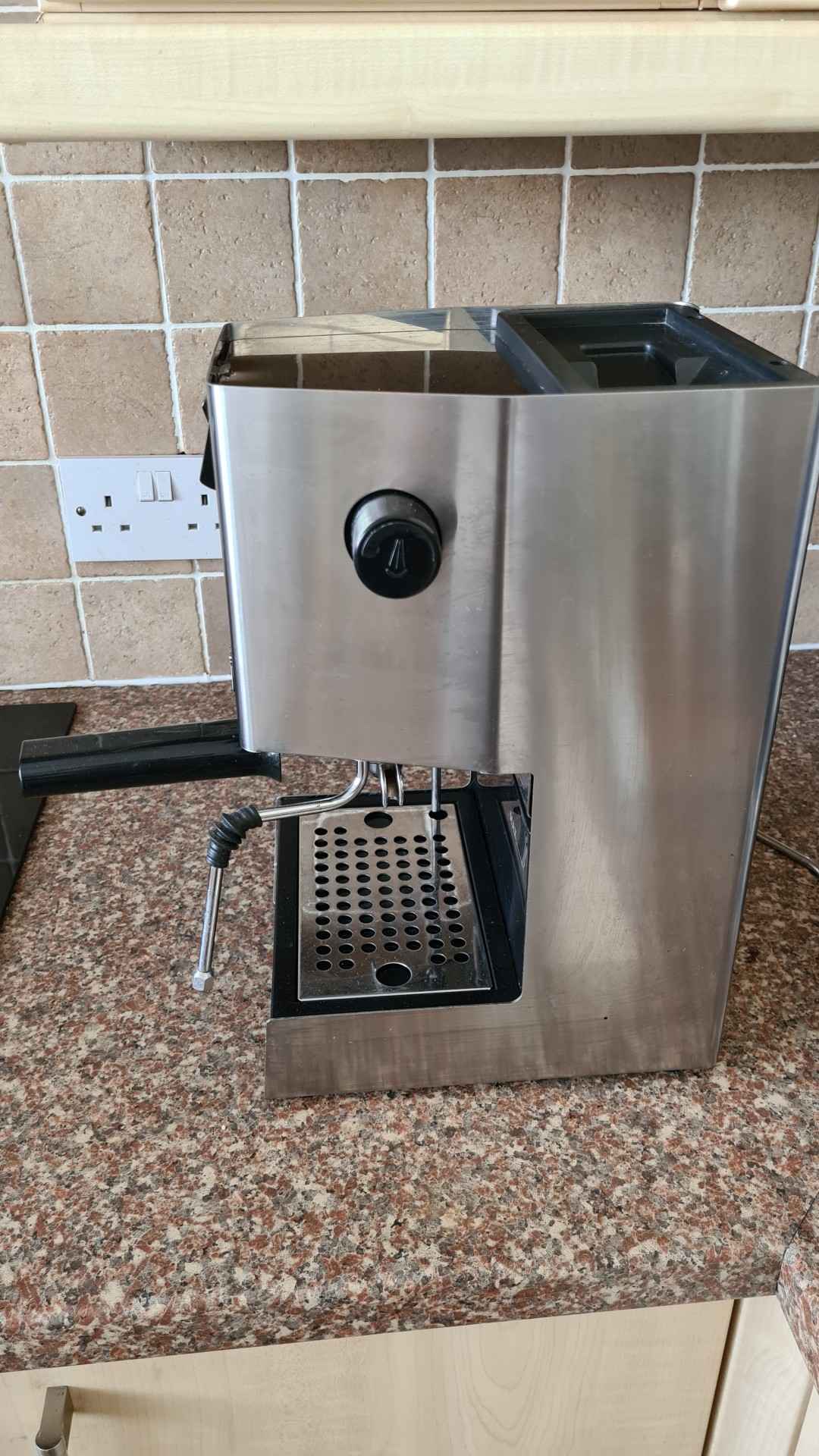 Water tank capacity of The Gaggia Classic