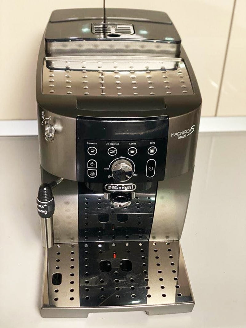DeLonghi Magnifica S Smart Maintenance