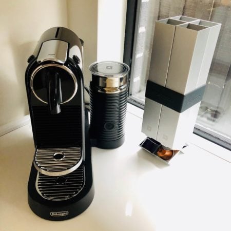 Two tiers cup tray of Nespresso Citiz Delonghi