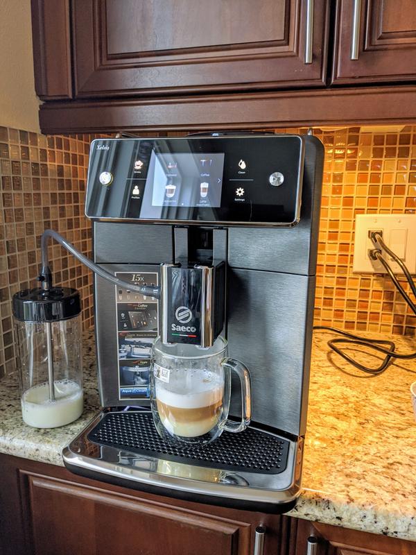  PHILIPS 3200 Series Fully Automatic Espresso Machine, Classic  Milk Frother, 4 Coffee Varieties, Intuitive Touch Display, 100% Ceramic  Grinder, AquaClean Filter, Aroma Seal, Black (EP3221/44): Home & Kitchen