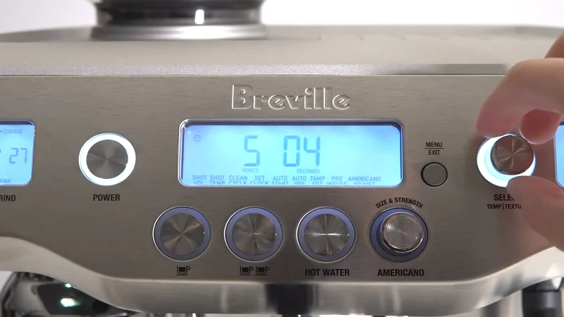 the barista touch's lcd screens