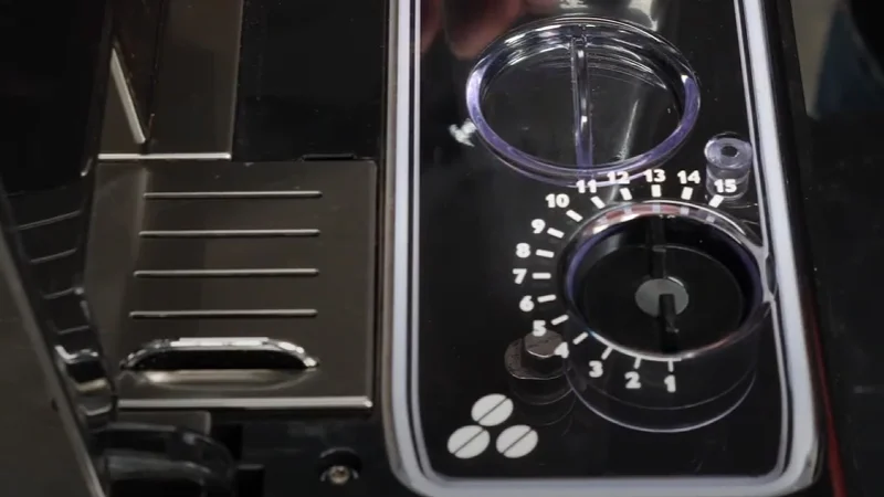 the gaggia babila has a ceramic burr grinder with 15 grind settings