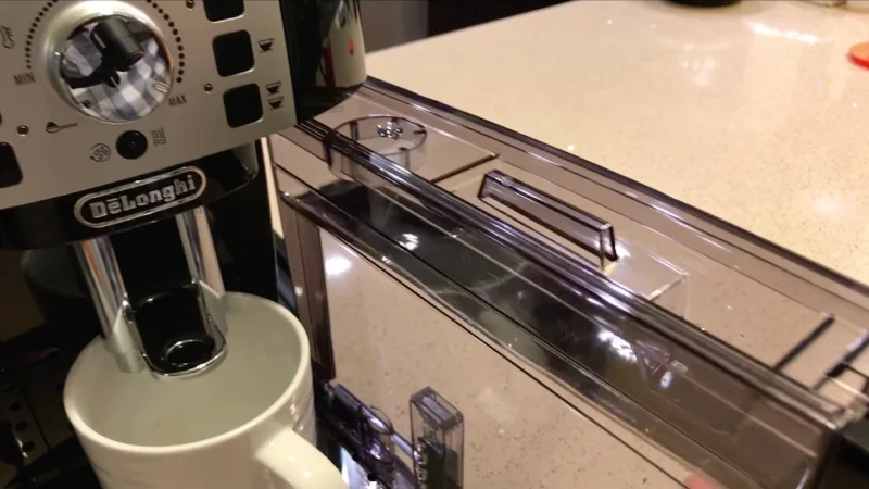 They are front-loading so cleaning and maintenance are easy