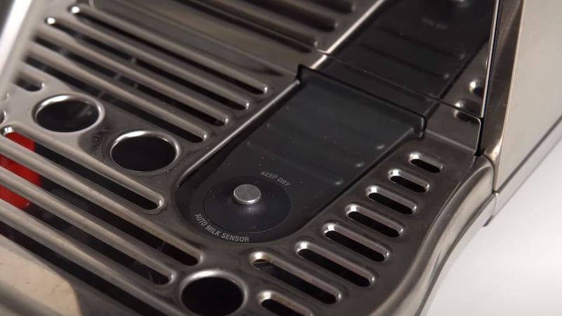 the temperature sensor on the drip tray